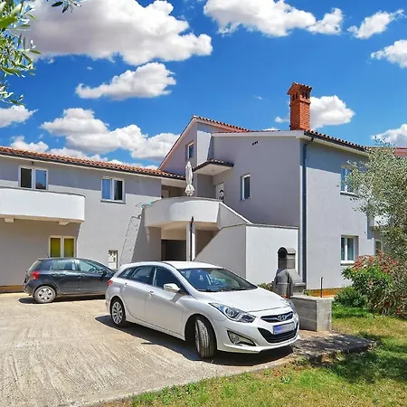 Fuer 2 Personen Ca 25 Qm In Fazana, Istrien Istrische Riviera Apartment *